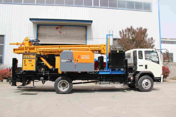 Truck gắn nước giếng thủy lực Crawler máy khoan đa chức năng