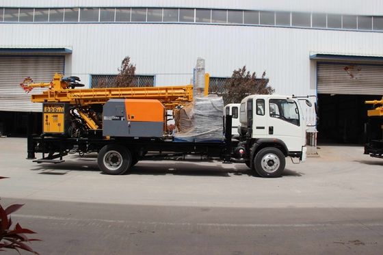 Truck gắn nước giếng thủy lực Crawler máy khoan đa chức năng