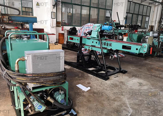 Máy khoan neo thủy lực di động Máy khoan trượt Steer Máy khoan gắn
