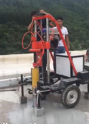 Máy nén bê tông loại xe kéo 700mm để kiểm tra bê tông