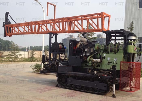 Bề mặt Máy khoan kim cương di động Rig Thăm dò Khai thác Tính linh hoạt cao