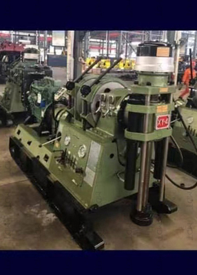 Bề mặt Máy khoan kim cương di động Rig Thăm dò Khai thác Tính linh hoạt cao